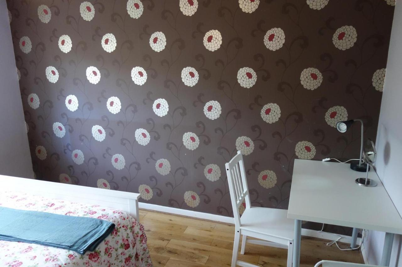 New Cosy 2 Bedroom Flat - Englefield Apartment Englefield Green